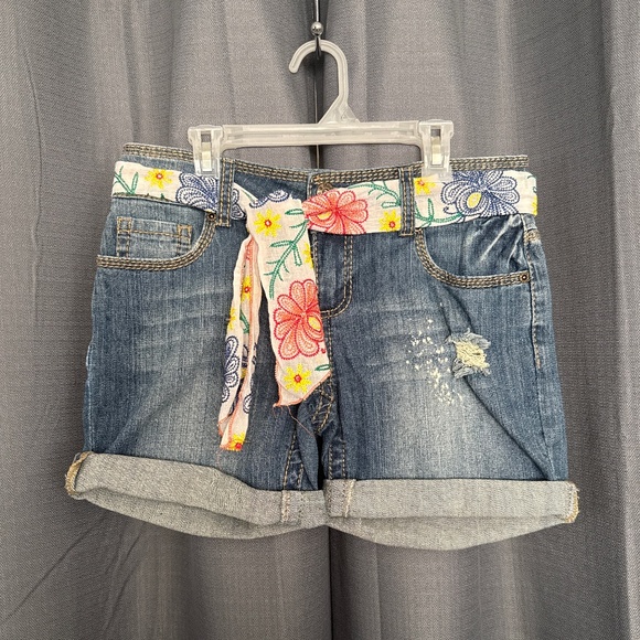 Mudd Jean Shorts - Picture 1 of 6